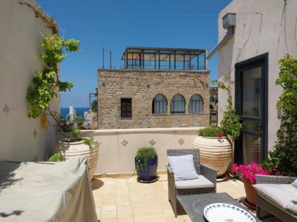 Luxury studio at the heart of old Jaffa - image 3