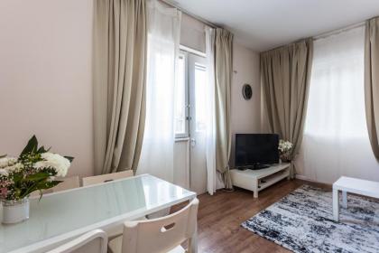 TLV Down Town nice one bedroom apartment with shelter