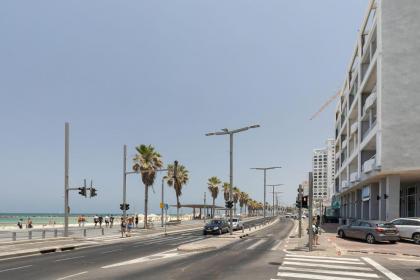Beach Front Apartment with Amazing Panoramic Sea View Balcony by Sea N' Rent - image 20