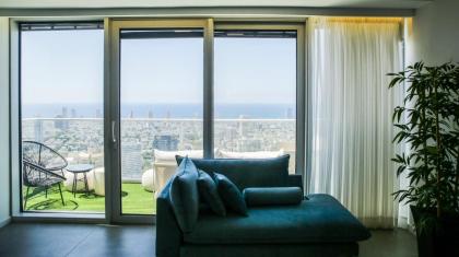 YalaRent Midtown towers TLV - image 19