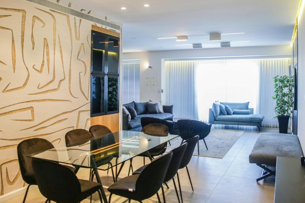 YalaRent Midtown towers TLV - image 2