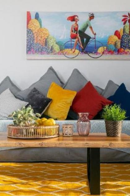 Beautifully designedclassy & homey flat in TLV - image 10