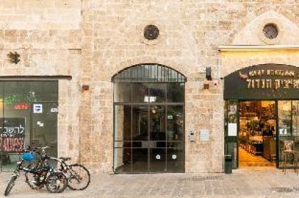 Beautifully designedclassy & homey flat in TLV - image 19