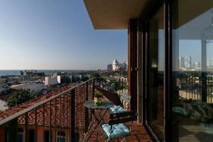 Beautifully designedclassy & homey flat in TLV - image 8