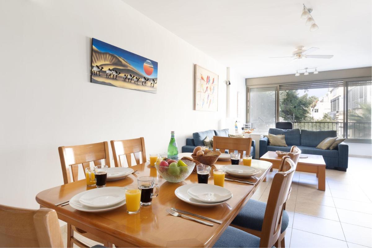 Cozy 3BR Apt w Big Windows 5 Min Walk From Beach by Sea N' Rent - image 6