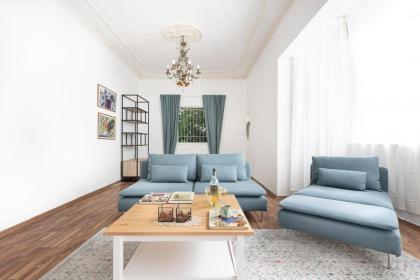Beautiful Urban Apartment In The Heart of Tel-Aviv by Sea N' Rent - image 1