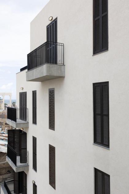 Elegant 2BR Apartment with Balcony & Mamad in Jaffa by Sea N' Rent - image 19