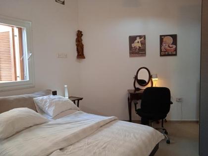 Jaffa sea front luxury Duplex Port & Old City 2m walk - image 17