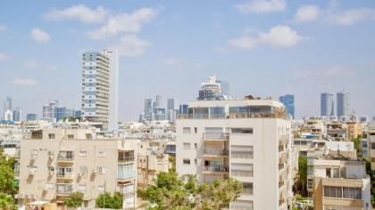 Cozy Ben Yehuda 2BR behind the beach by HolyGuest - image 14
