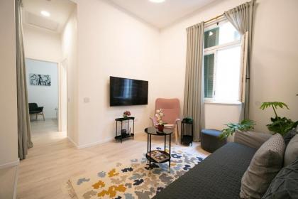 Montefiore Luxury Apartment By Nimizz - image 3