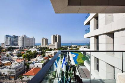 Amazing 2BR Condo with Sea View by HolyGuest - image 8