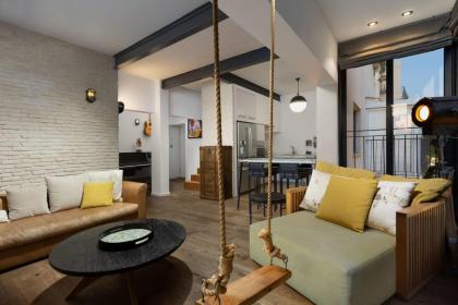 The swing's loft by HolyGuest 