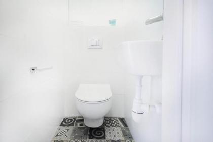 Sunflower 2BR in Dizengoff by HolyGuest - image 14
