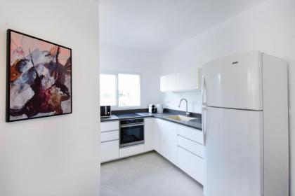 Sunflower 2BR in Dizengoff by HolyGuest - image 6