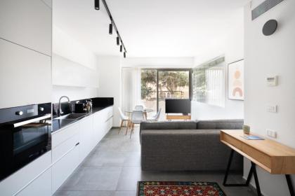 Yefet - by Beach Apartments TLV - image 2