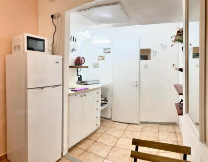 Dotan's Boutique Apartments - By The Beach! - image 10