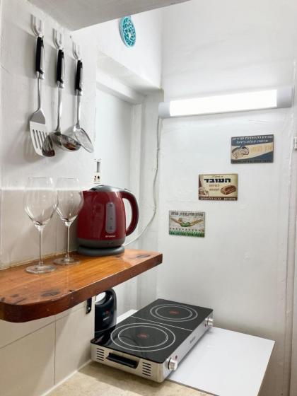 Dotan's Boutique Apartments - By The Beach! - image 12