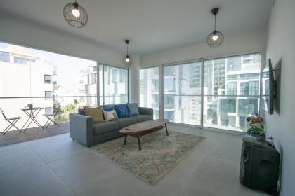 Lapin Luxury Apartment By Nimi Group