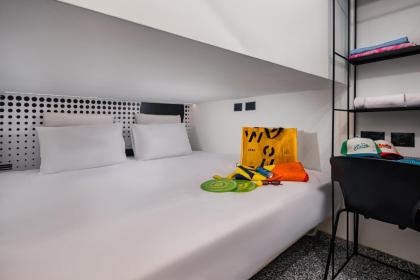 WOM Beach Pod Hotel - a member of Brown Hotels - image 7