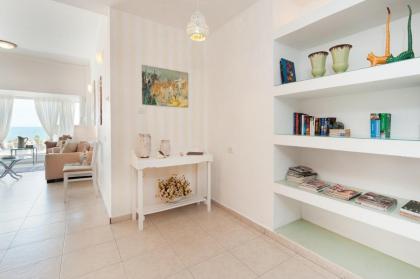 Bright and Charming 1BR Apt w Sea Views Near Shore by Sea N' Rent - image 4