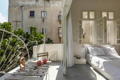 Spacious 3BR Apt with 2 Balconies 8-min from Beach by Sea N' Rent - image 14