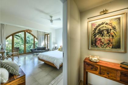 Breathtaking 3 BR Apt w Sea View in Central Jaffa by Sea N' Rent - image 14