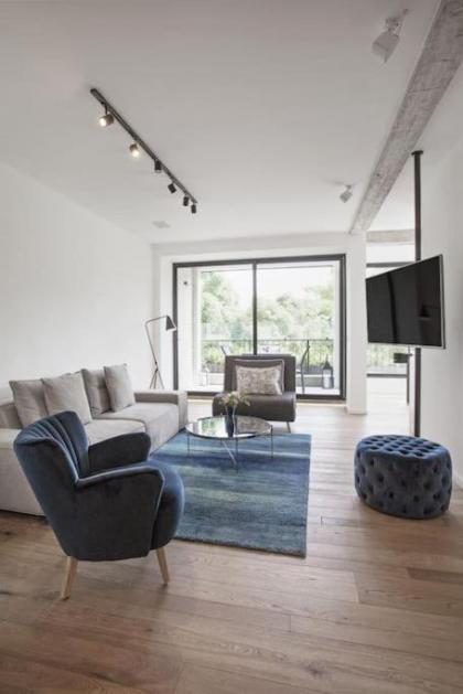 Gorgeous 2BR in Nordau by Holiday-rentals - image 2