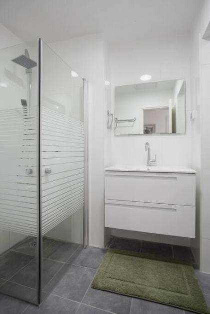 Beautifull 2BR In Pinsker by Holiday-rentals - image 12