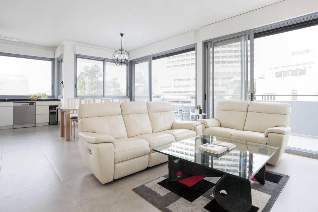 Beautifull 2BR In Pinsker by Holiday-rentals - image 3