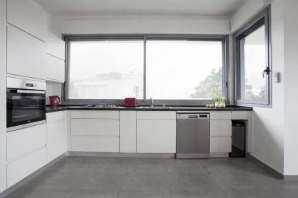 Beautifull 2BR In Pinsker by Holiday-rentals - image 6
