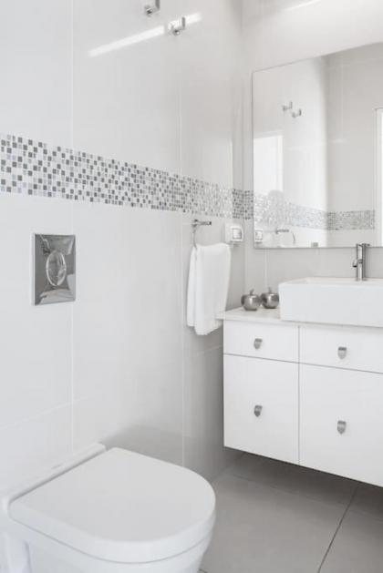 Luxury 2BR in Frishman Tower by Holiday-rentals - image 11