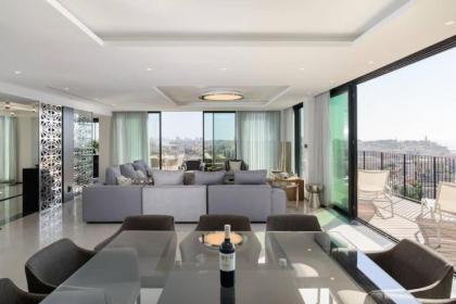 American Colony - 300 sqm Sea View by HolyGuest - image 6