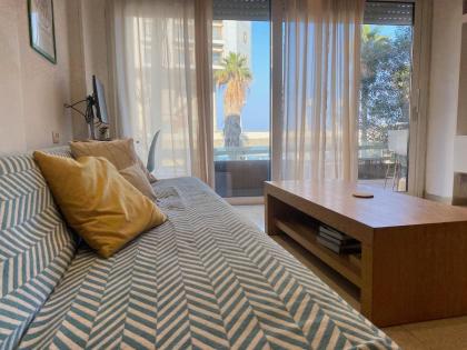 Green Gordon Beach Apartment - image 10