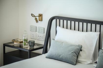 Serene Studio Apt w Balcony Overlooking the Sea by Sea N' Rent - image 13