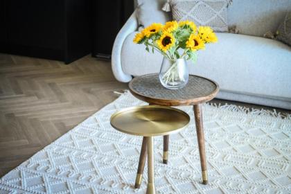Serene Studio Apt w Balcony Overlooking the Sea by Sea N' Rent - image 9
