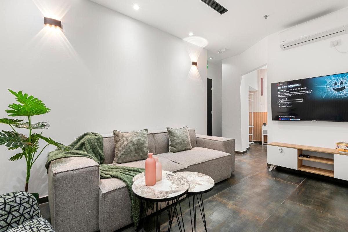 Brand new apartment w Bomb Shelter next to the beach M4 - main image