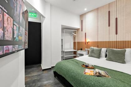 Brand new apartment w Bomb Shelter next to the beach M4 - image 5
