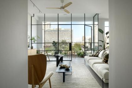 Picturesque 3BR Apt w Panoramic Views in Tel Aviv by Sea N' Rent - image 12