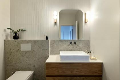 Picturesque 3BR Apt w Panoramic Views in Tel Aviv by Sea N' Rent - image 19