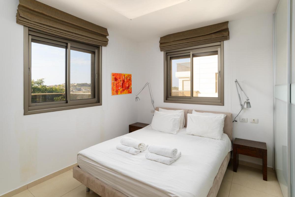 Comfort with Terrace & View over the Hills by FeelHome - image 6