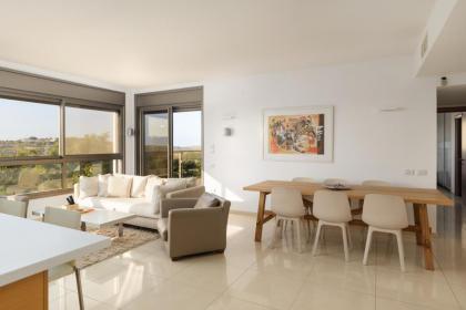 Comfort with Terrace & View over the Hills by FeelHome - image 7