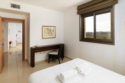 Comfort with Terrace & View over the Hills by FeelHome - image 9