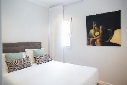 Stunning Sea View Apartment - image 8