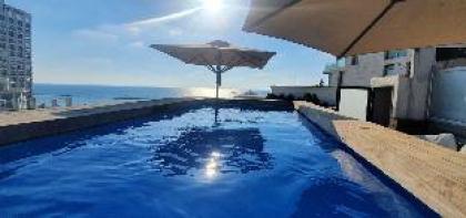 Stunning sea view penthouse with infinity pool - image 2