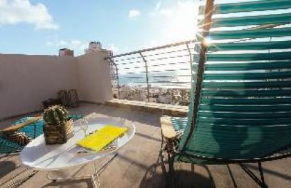 Superb Penthouse with Sea View! - image 4