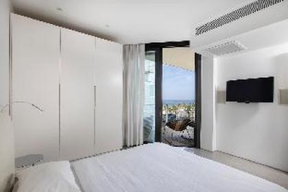 Luxury Sea View Apartment Beach Front! - image 19