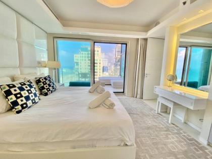 Amazing Sea view APT with parking at Royal Beach - By Beach Apartments TLV - image 10