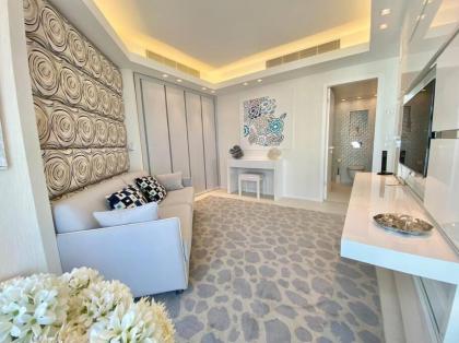 Amazing Sea view APT with parking at Royal Beach - By Beach Apartments TLV - image 14