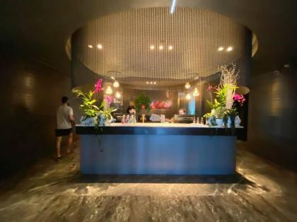 Amazing Sea view APT with parking at Royal Beach - By Beach Apartments TLV - image 2