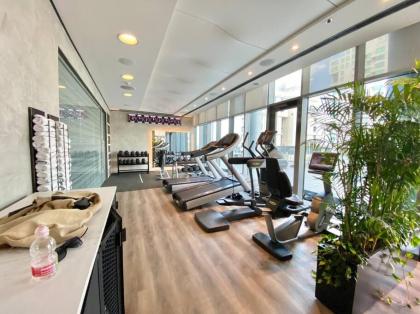 Amazing Sea view APT with parking at Royal Beach - By Beach Apartments TLV - image 3